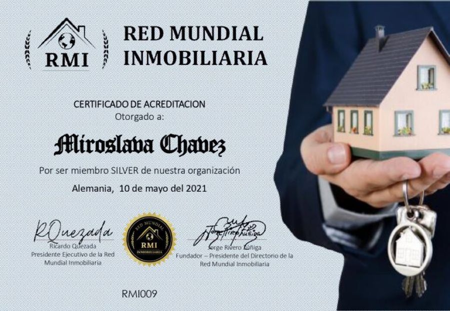 Certificado de Acreditación de Miroslava Chávez